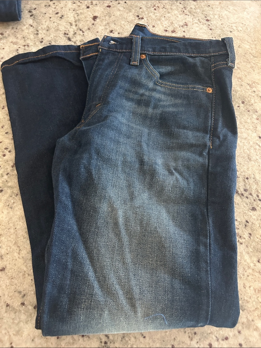 EUC! Men's Dark Blue Denim Jeans